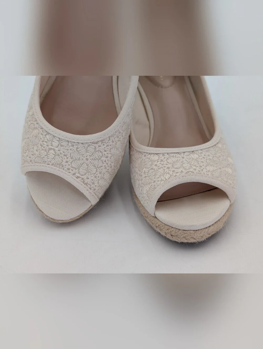 Bandolino Nuri Sz 6.5M Natural Linen Floral Espadrille Jute-Wrapped Wedge Sandal